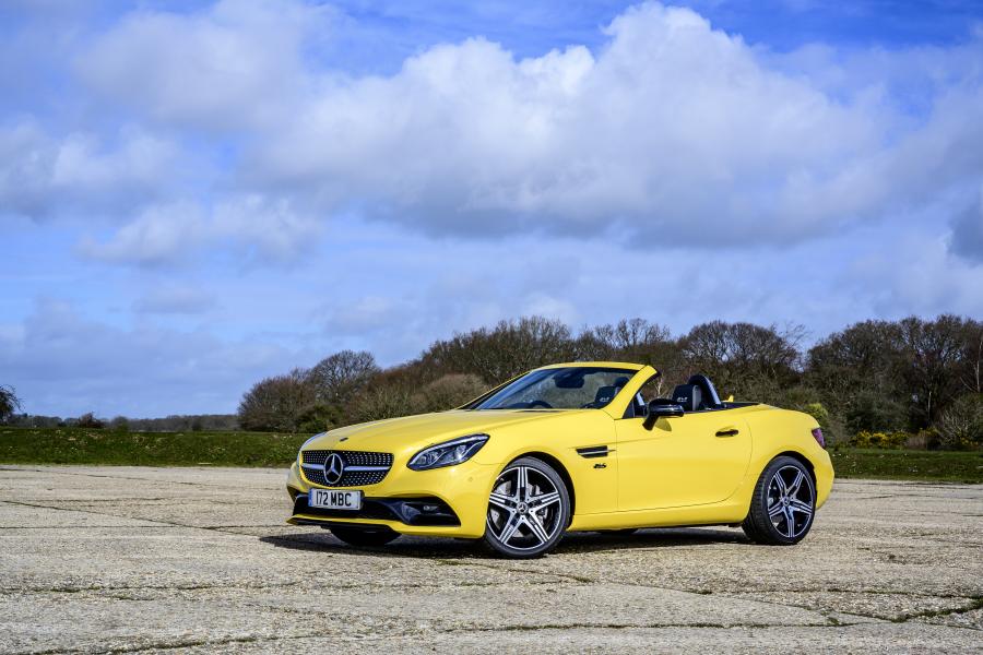  Mercedes-Benz SLC300 Final Edition (R172) 2019 года  (UK) (фото 4 из 19)